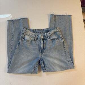 H&M Low Waist BaggyJeans in Light Denim Blue